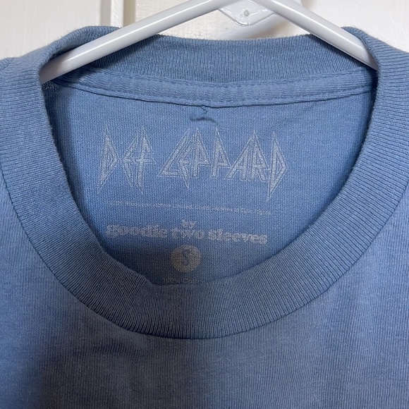 Def Leppard cropped shirt - Picture 2 of 2